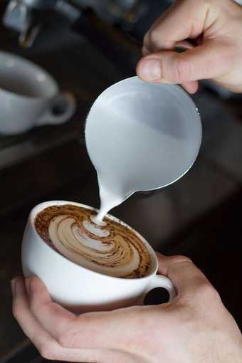 Photograph of coffee being made at Tate Modern espresso bar