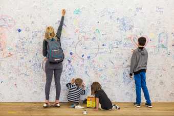 Photograph of 20 Days event at Tate Modern