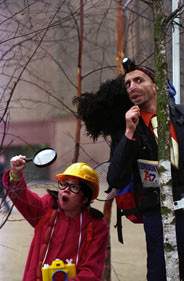 Joshua Sofaer and Stacy Makishi, organisers of Tate Scavengers