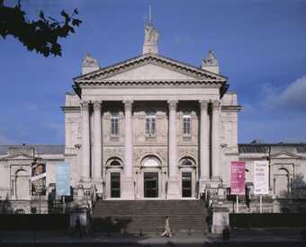 Tate Britain, Millbank entrance