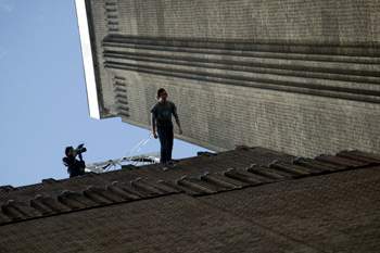 Trisha Brown, Man Walking Down the Side of a Building 1970