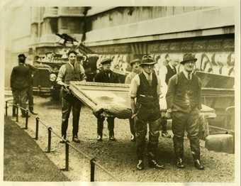 The rescue of paintings at Tate on the morning of 7 January 1928