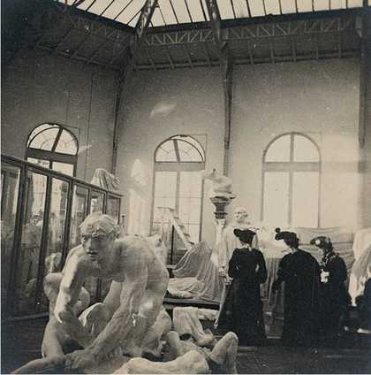 Three women visiting Rodin’s workshop, c.1901 Photo by Jules Richard, Musée Rodin