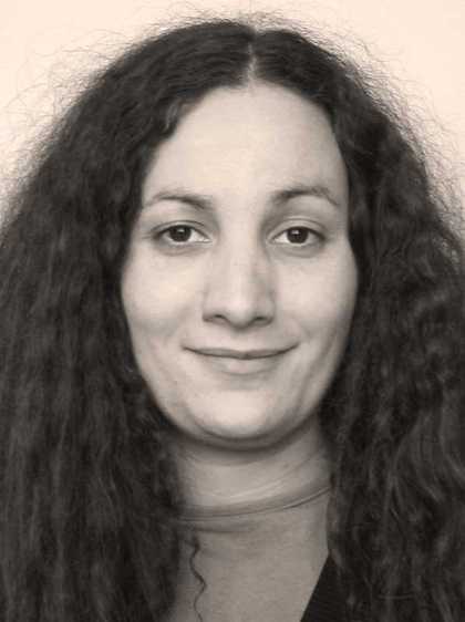 Tina Weidner portrait