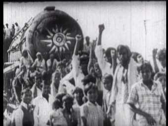 Film still: Anand Patwardhan, Kraanti Ki Tarangein/Waves of Revolution 1974