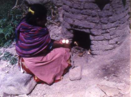 Chick Strand, Señora con Flores / Woman with Flowers, 1995-2011, film still  Courtesy of Academy Film Archive