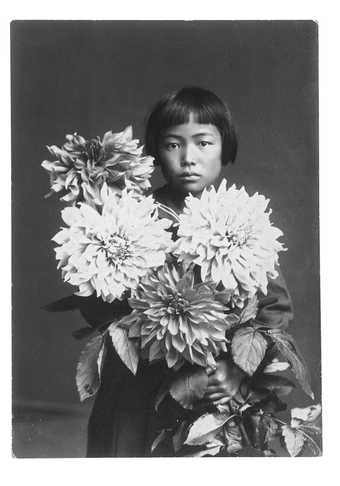 Yayoi Kusama at the age of ten in 1939