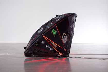 Yin Xiuzhen, Black Hole 2013