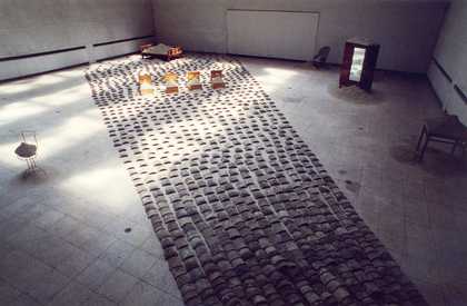 Yin Xiuzhen, Ruined City 1996